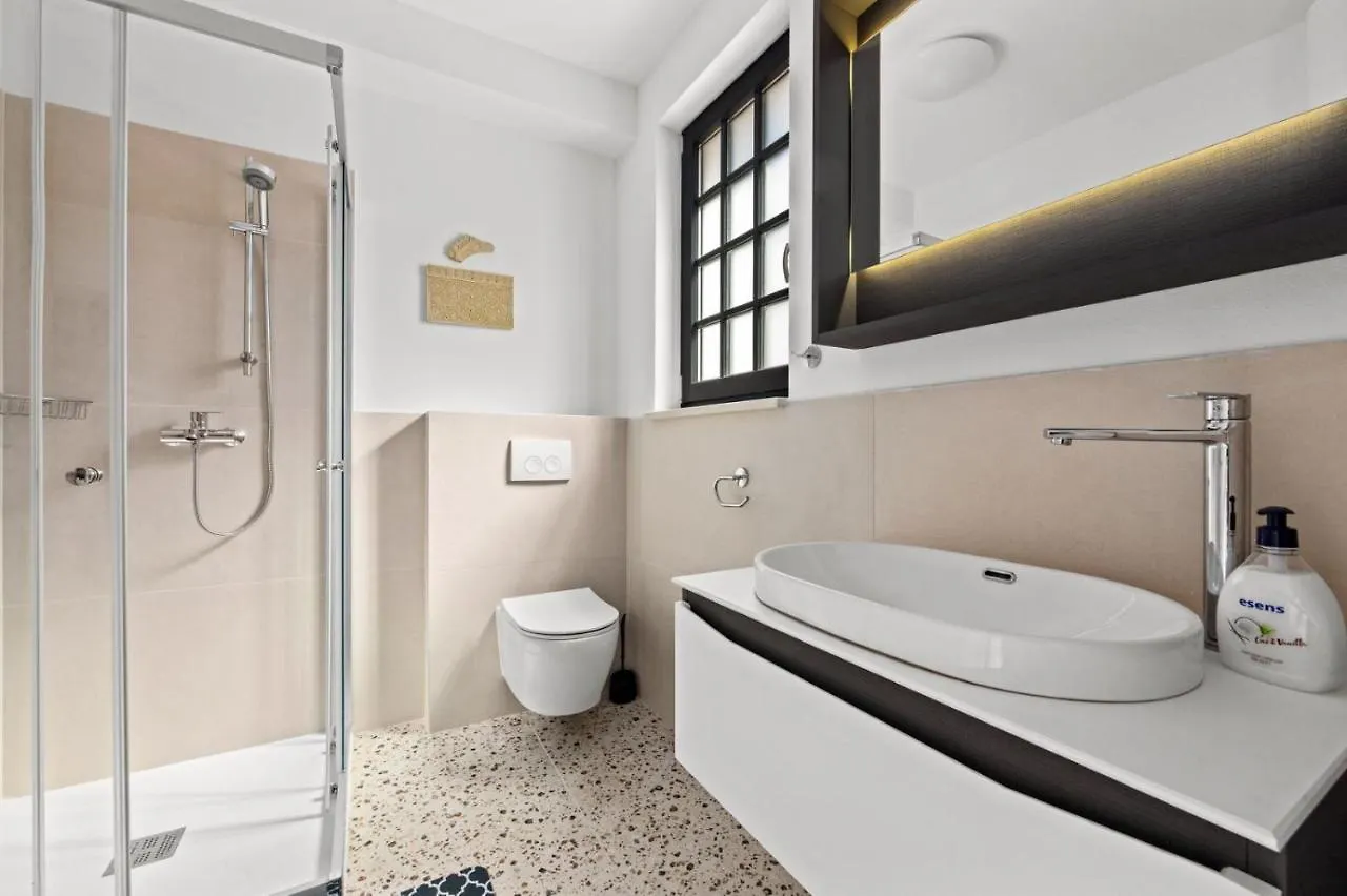 Charming Apartment Emilija Pula
