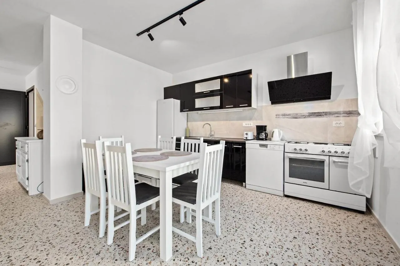 Charming Apartment Emilija Pula Croatia
